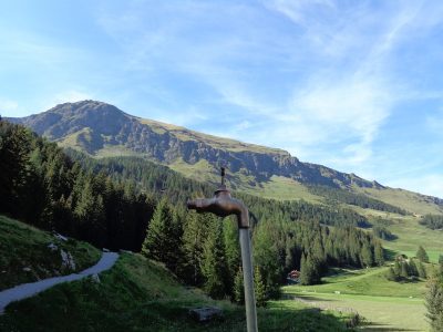 Der Schwebende Wasserhahn