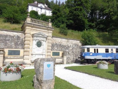 Ghega Denkmal am Bahnhof Semmering