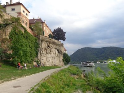 Am Donauufer in Dürnstein