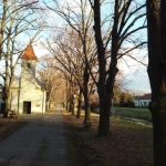 Parbasdorfer Kirche im Dezember