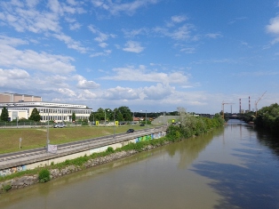 Atominstitut am Donaukanal