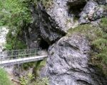 Höhle in der Almbachklamm