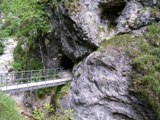 Höhle in der Almbachklamm