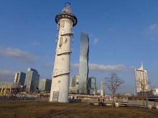 Leuchtturm auf der Donauinsel