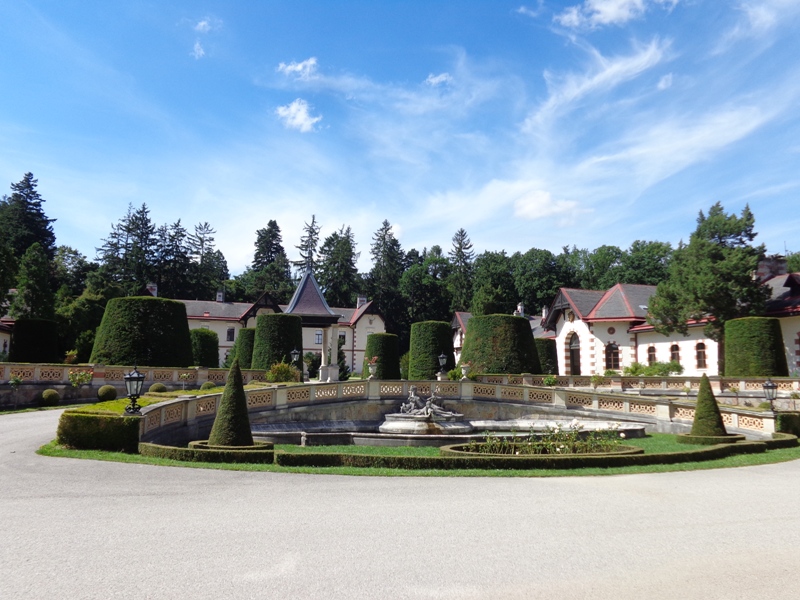 Brunnen bei Hermesvilla