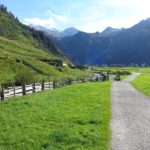 Wanderweg im Tuxer Tal