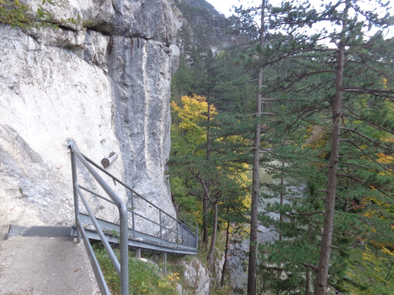 Wasserleitungsweg im Höllental