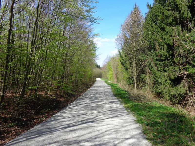 Eichgrabener Höhenwanderweg