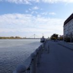 Donaupromenade vor dem Hilton