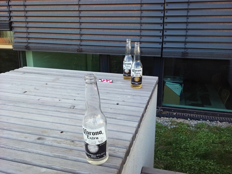 Corona Extra bei Schule