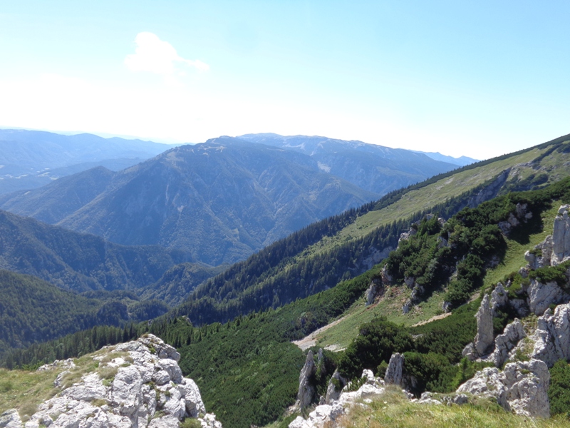 Blick zur Rax vom Emmysteig