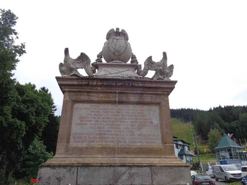 Semmeringstraße Denkmal