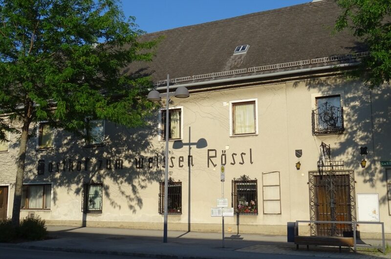 Zum weissen Rössl