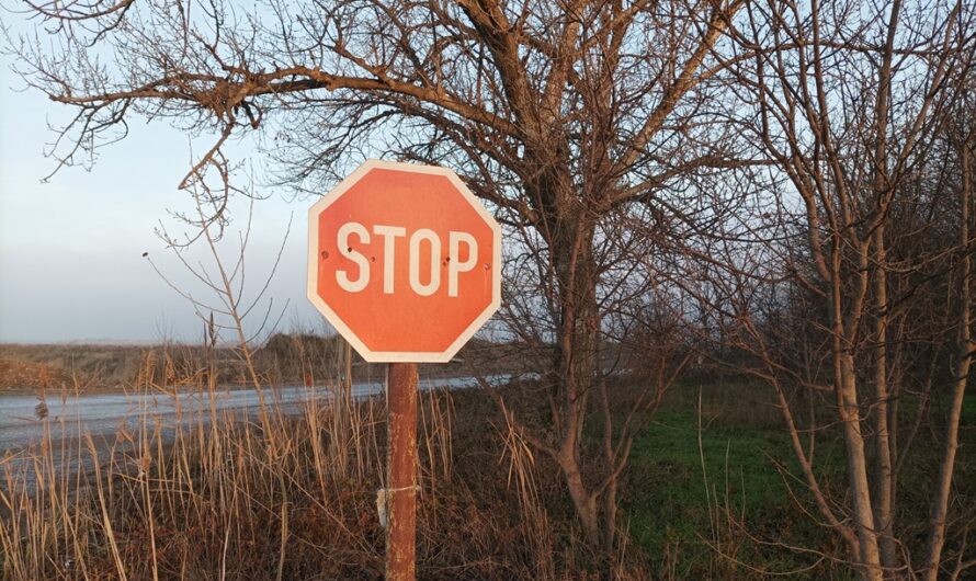 Stopptafel bei der Staubfalle