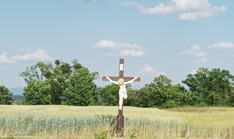 Kreuz an der Bernsteinstraße