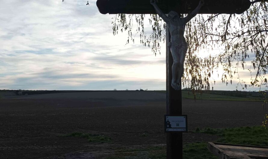 Kreuz in der Gartenstadt