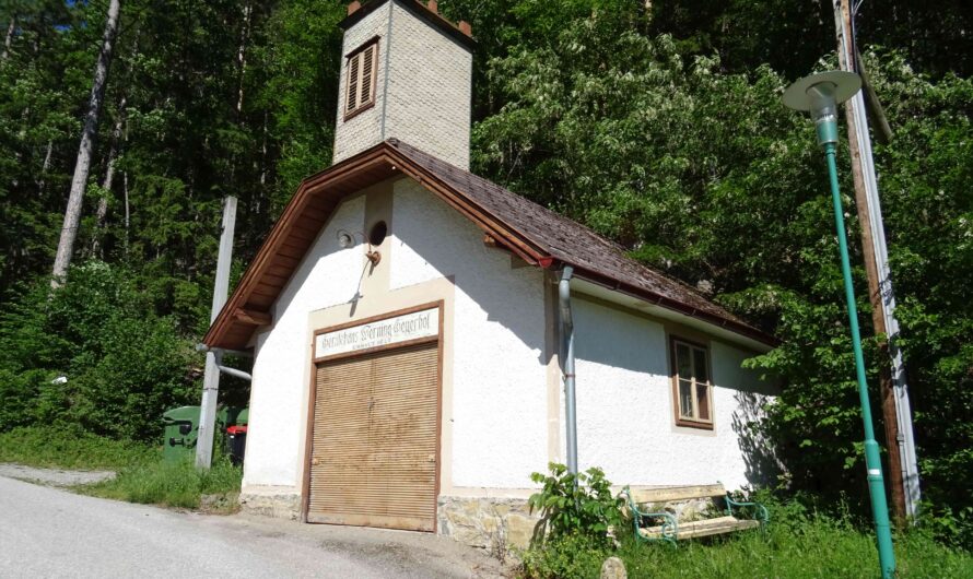 Feuerwehrhaus bei Payerbach